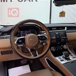 جاكوار إف-بيس